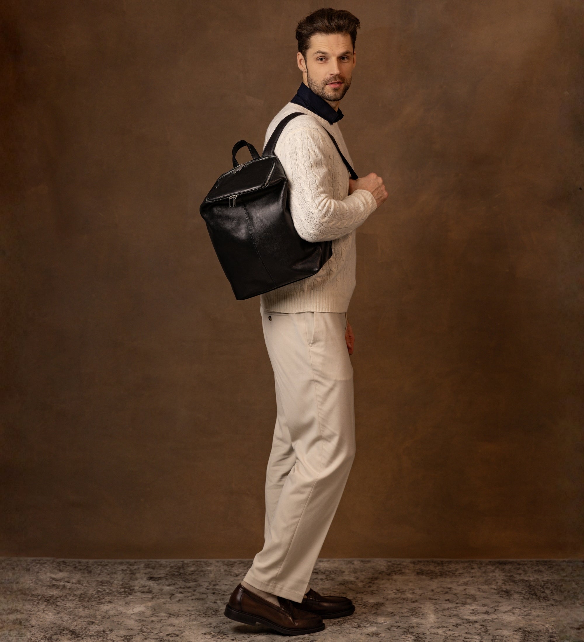 Leren rugtas - A Bend in the River