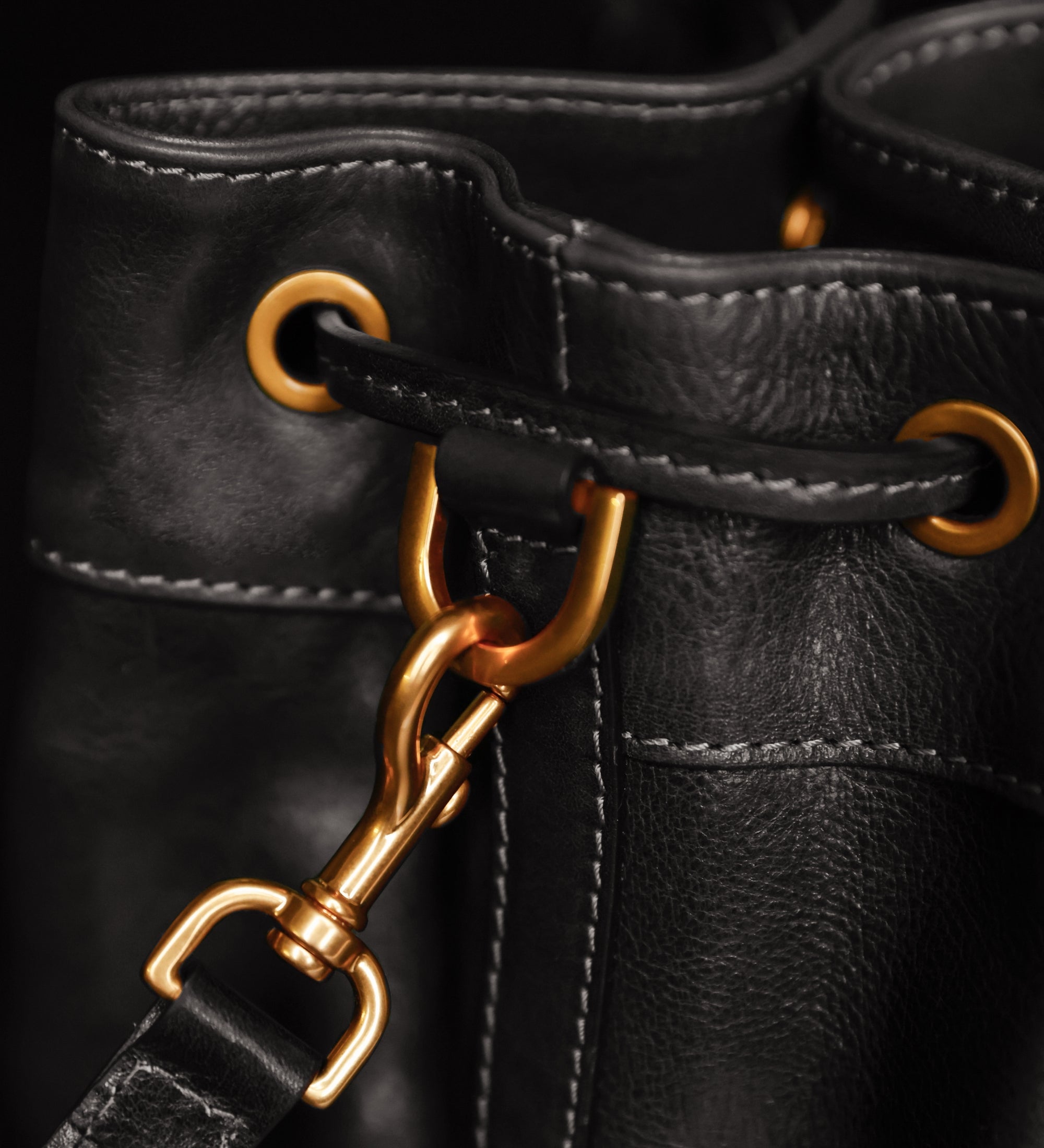 Leren buideltas voor dames - Light In August