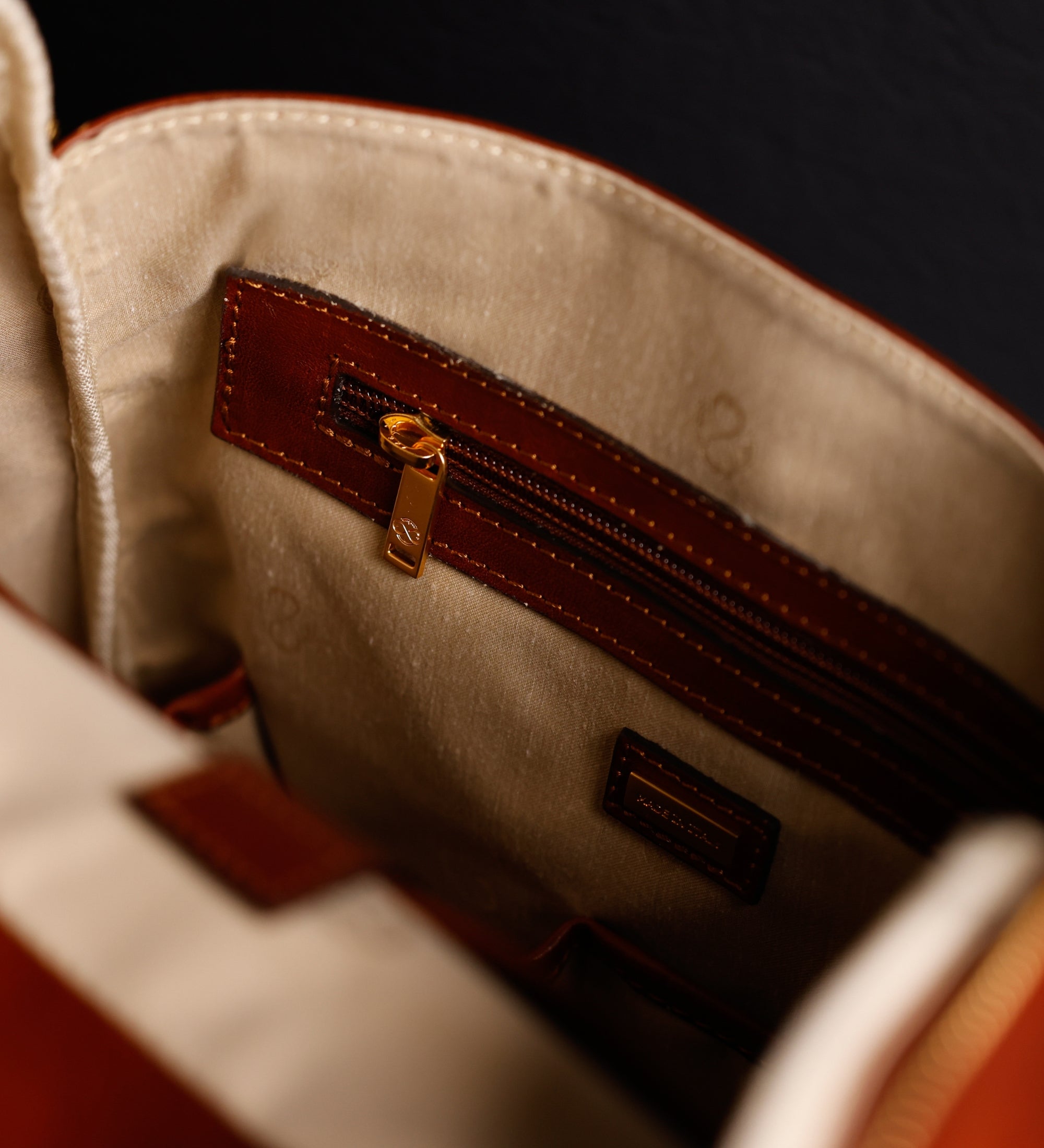 Grote leren rugtas voor dames - The Odyssey