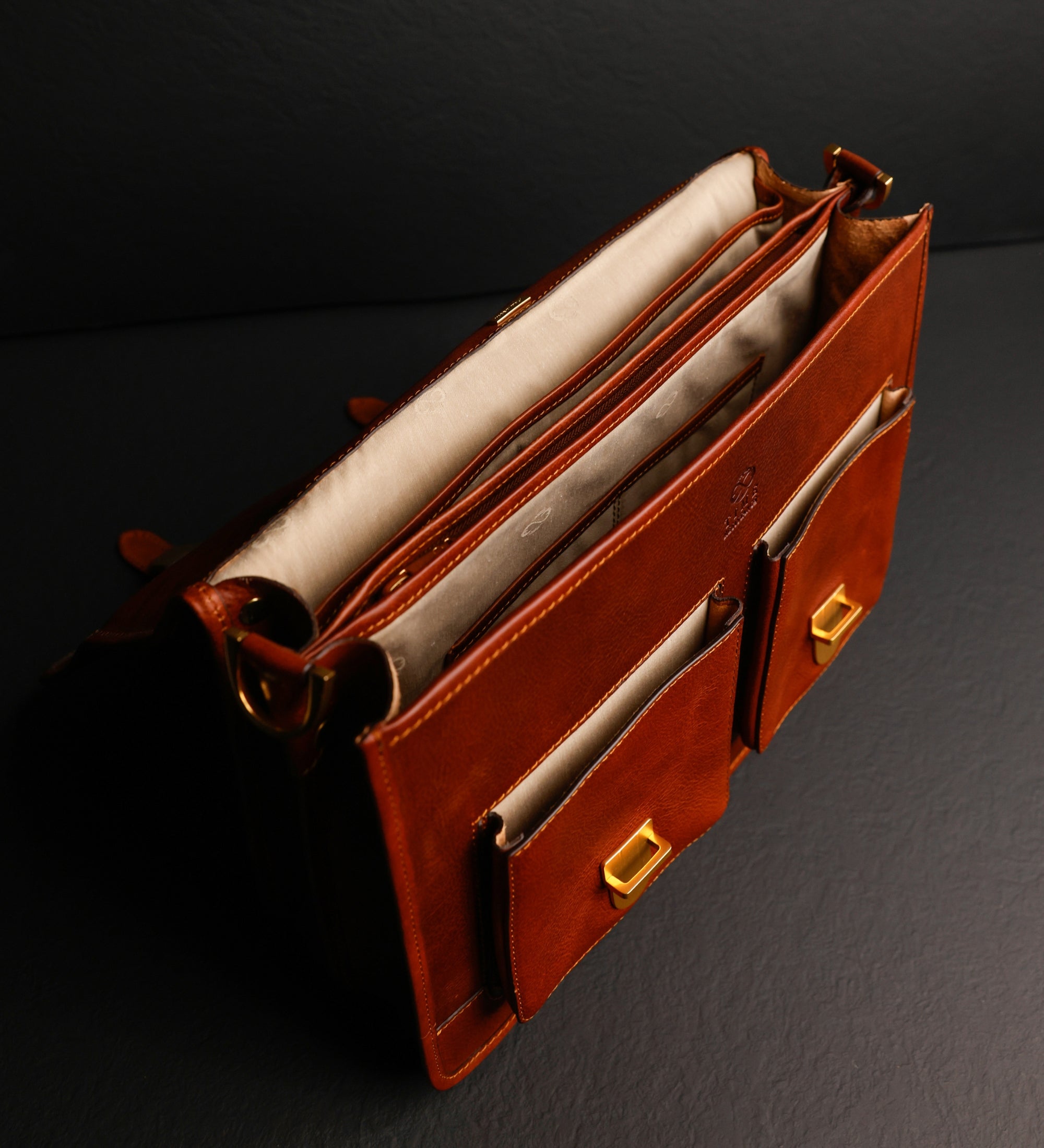 Leren aktetas rugtas - A Midsummer Night's Dream