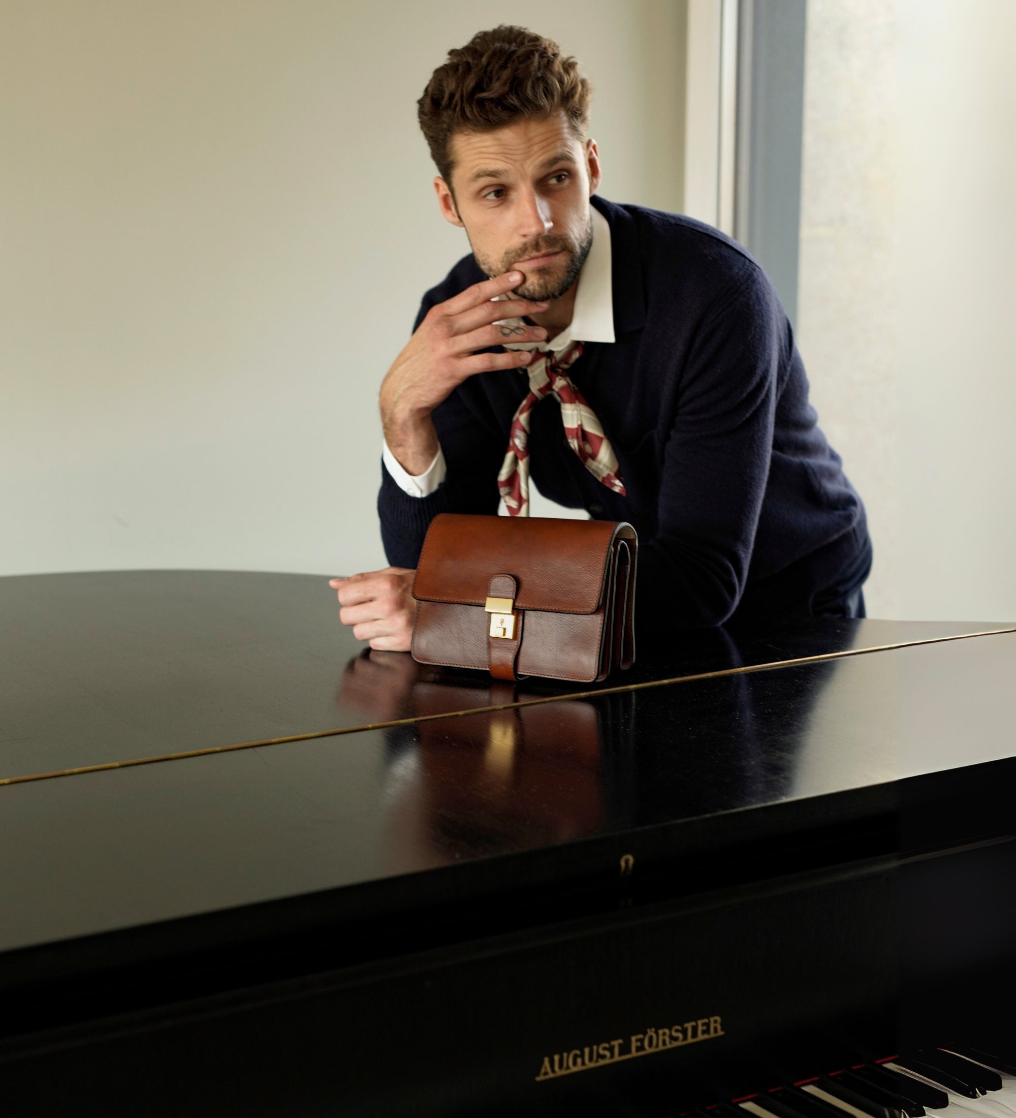 Leren clutch compacte handtas - The Maltese Falcon