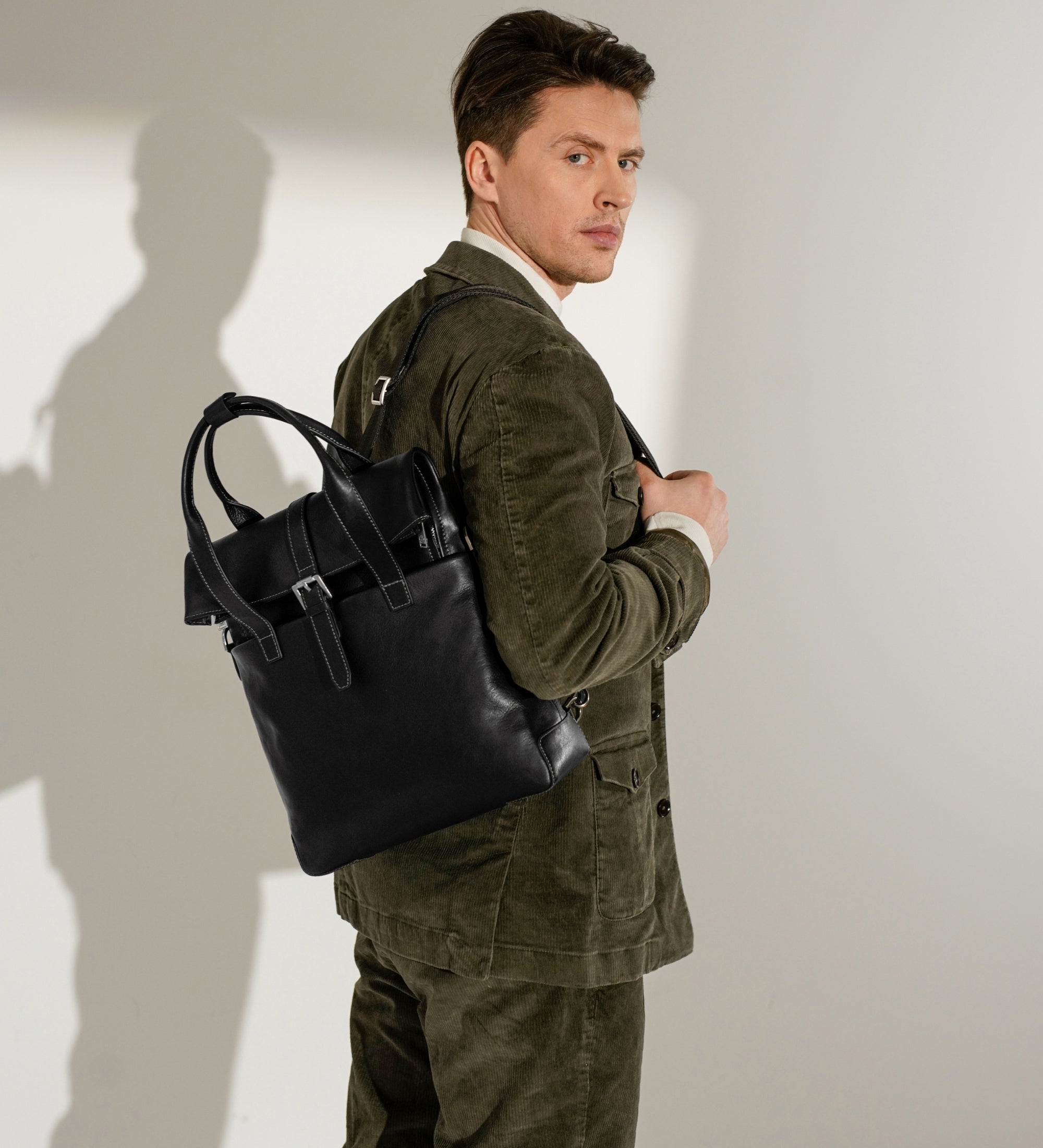 Veelzijdige leren rugtas - The Awakening