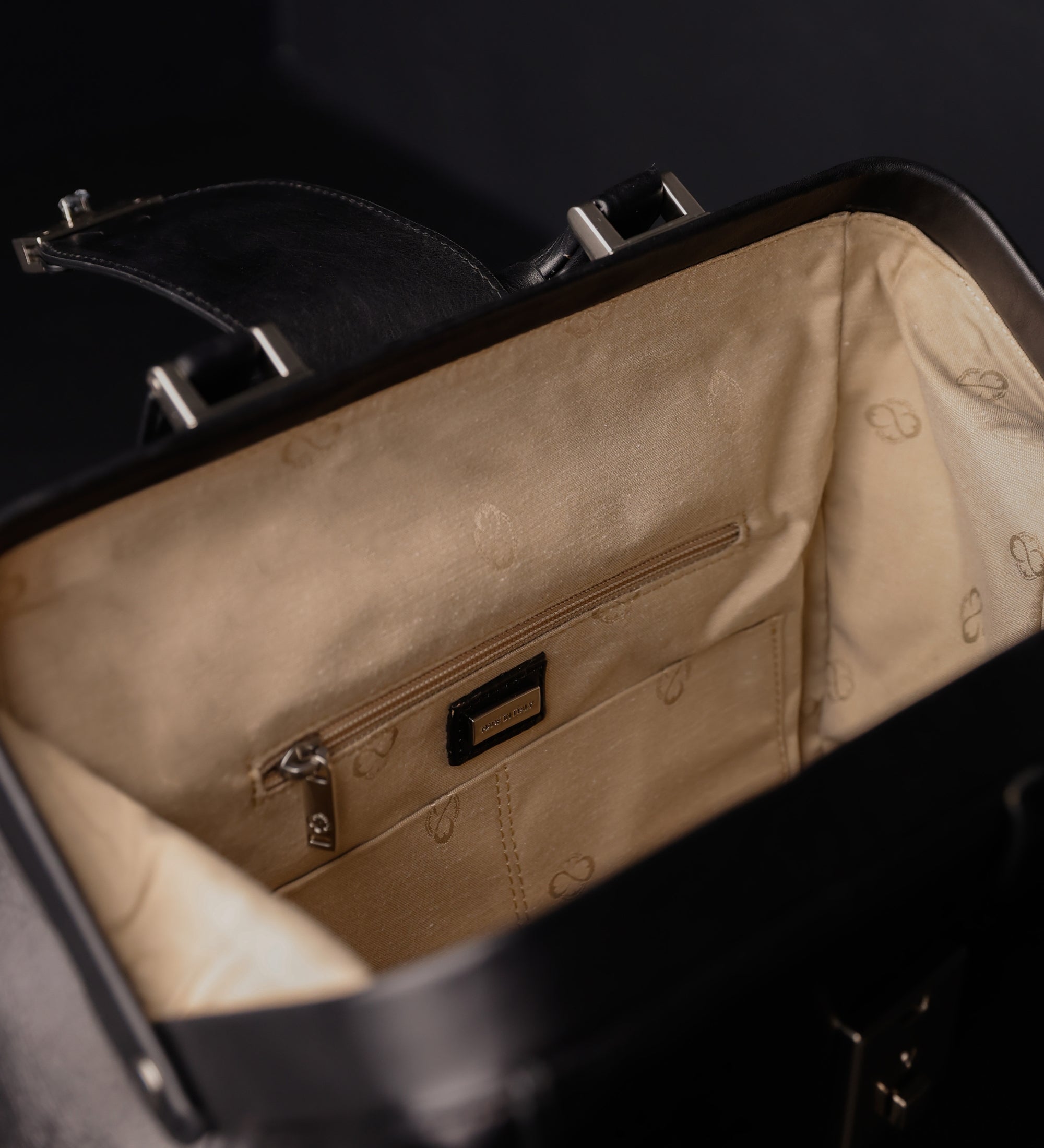 Leren rugtas - A Brief Story of Time