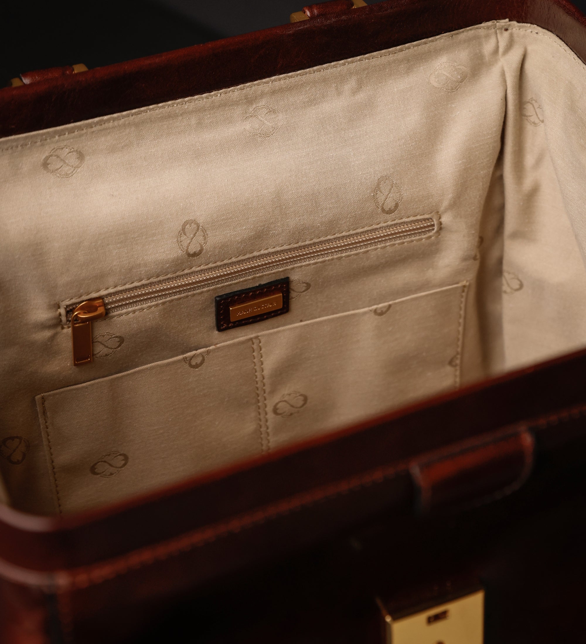 Leren rugtas - A Brief Story of Time