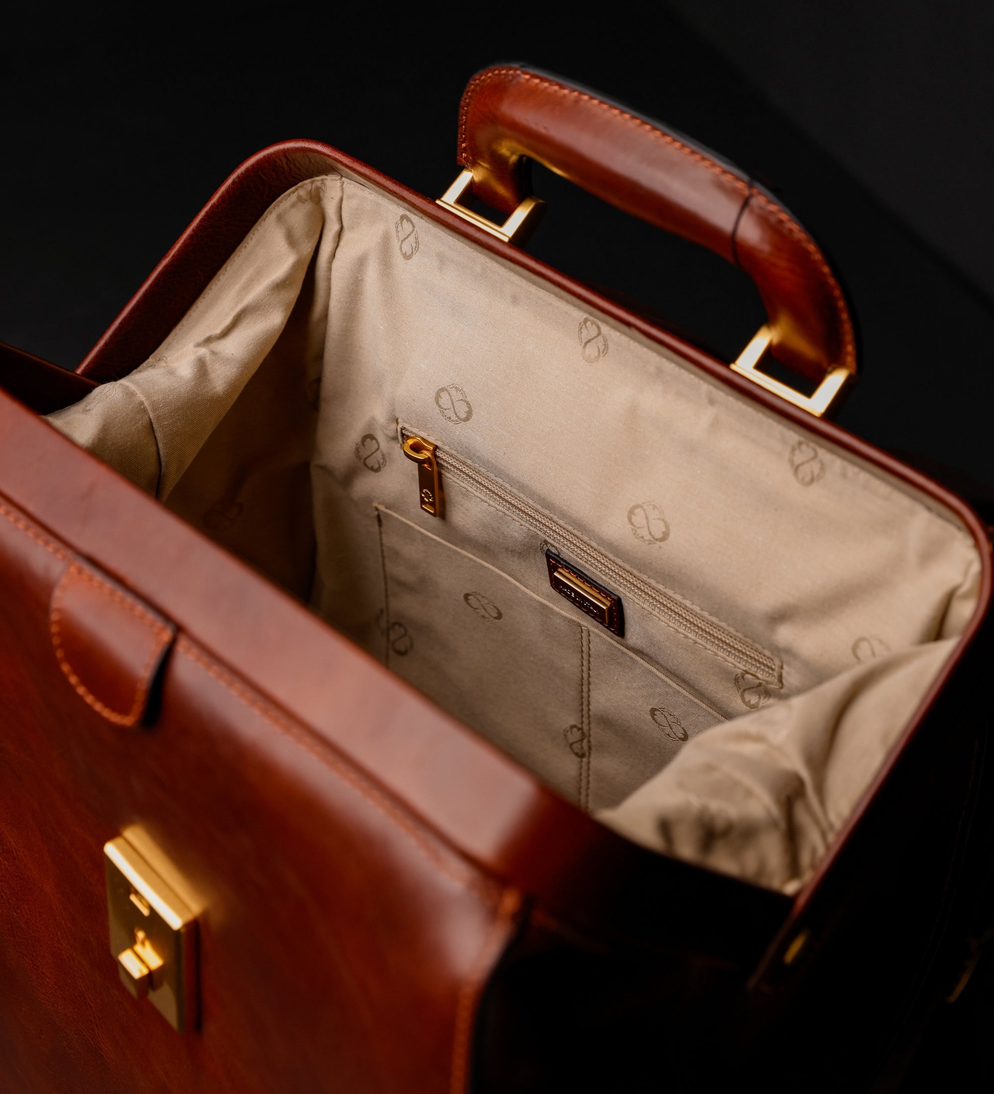 Leren rugtas - A Brief Story of Time