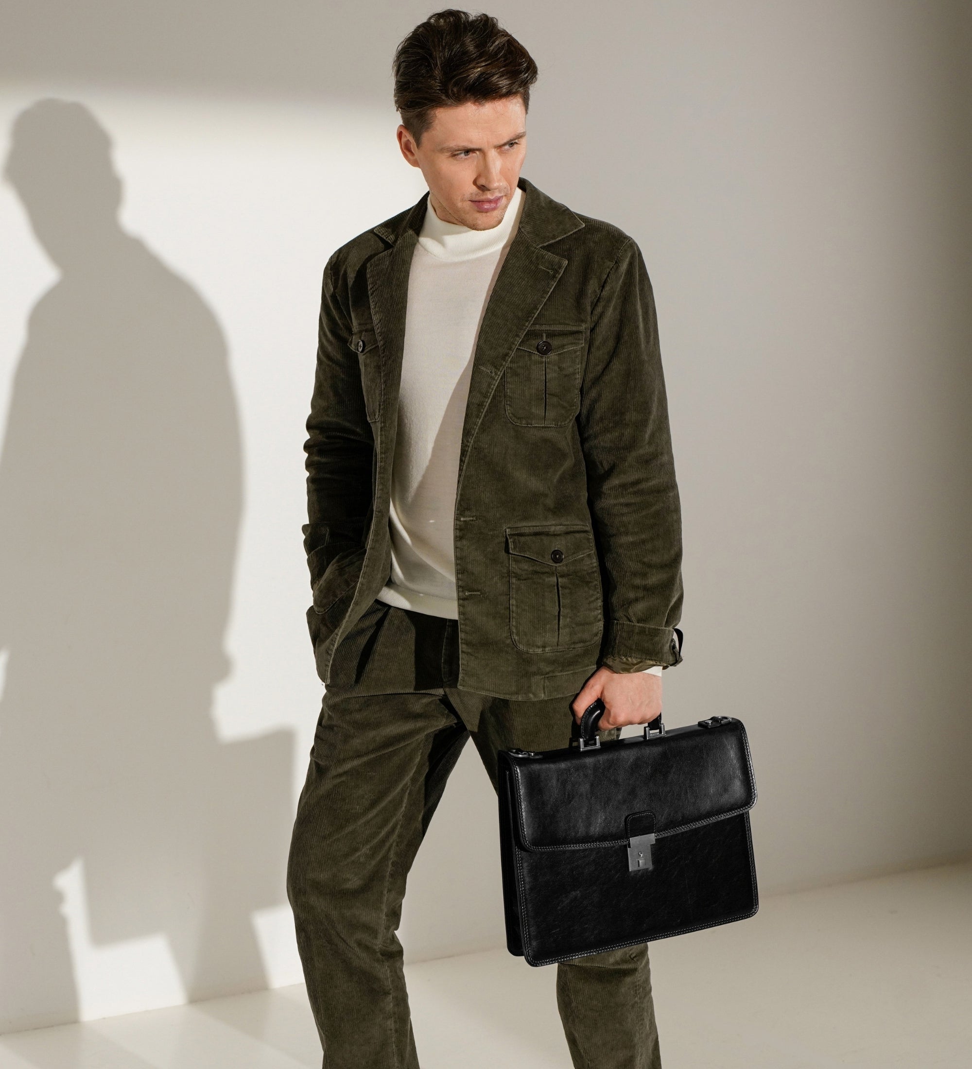 Leren aktetas - The Sound of the Mountain