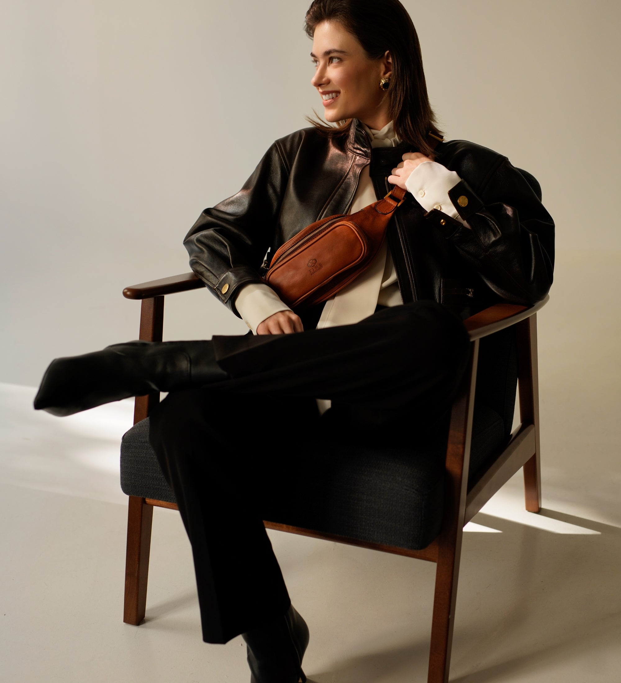 Leren sling bag heuptas voor dames - Independent People