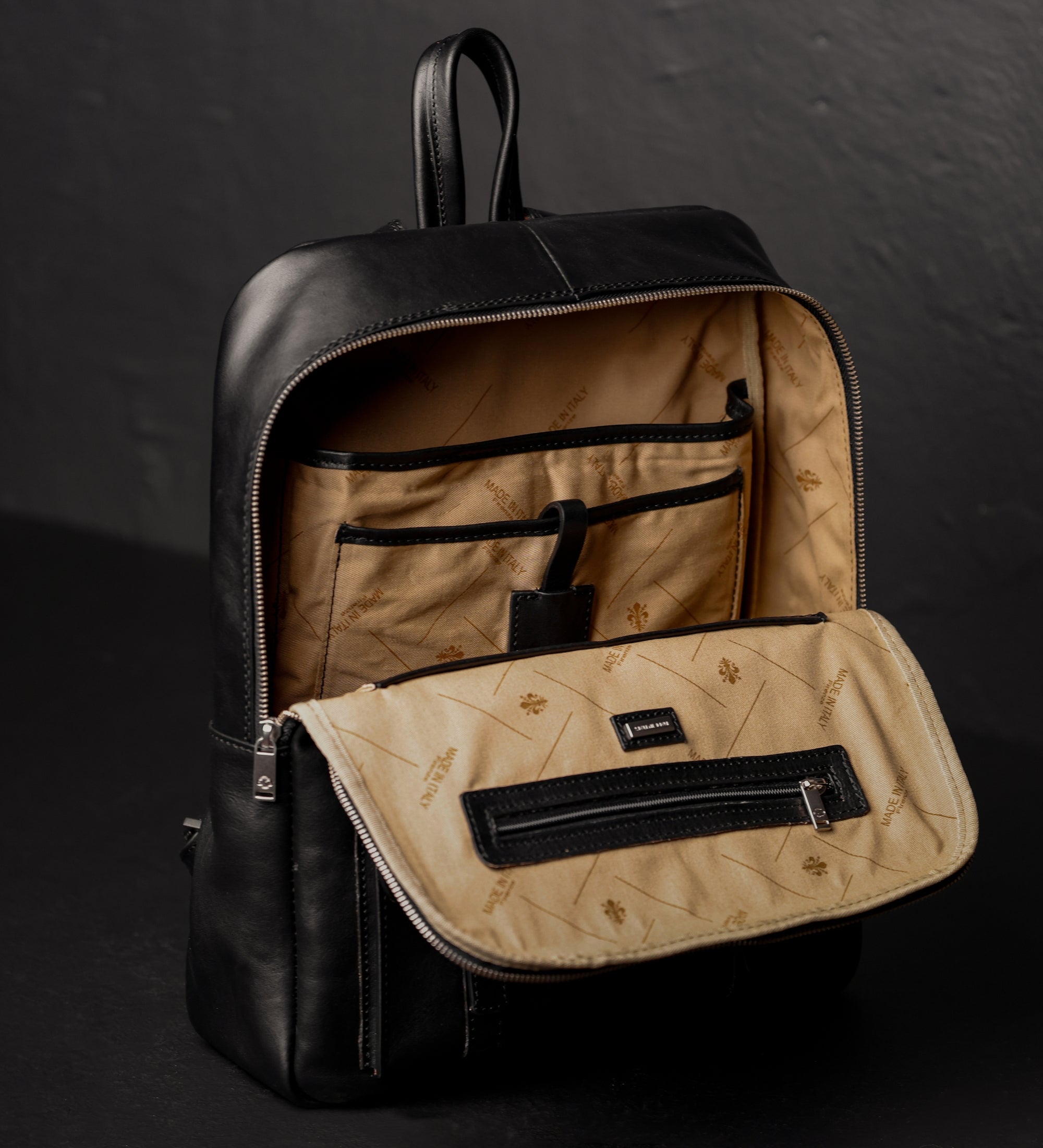 Grote leren rugtas voor heren - The Divine Comedy