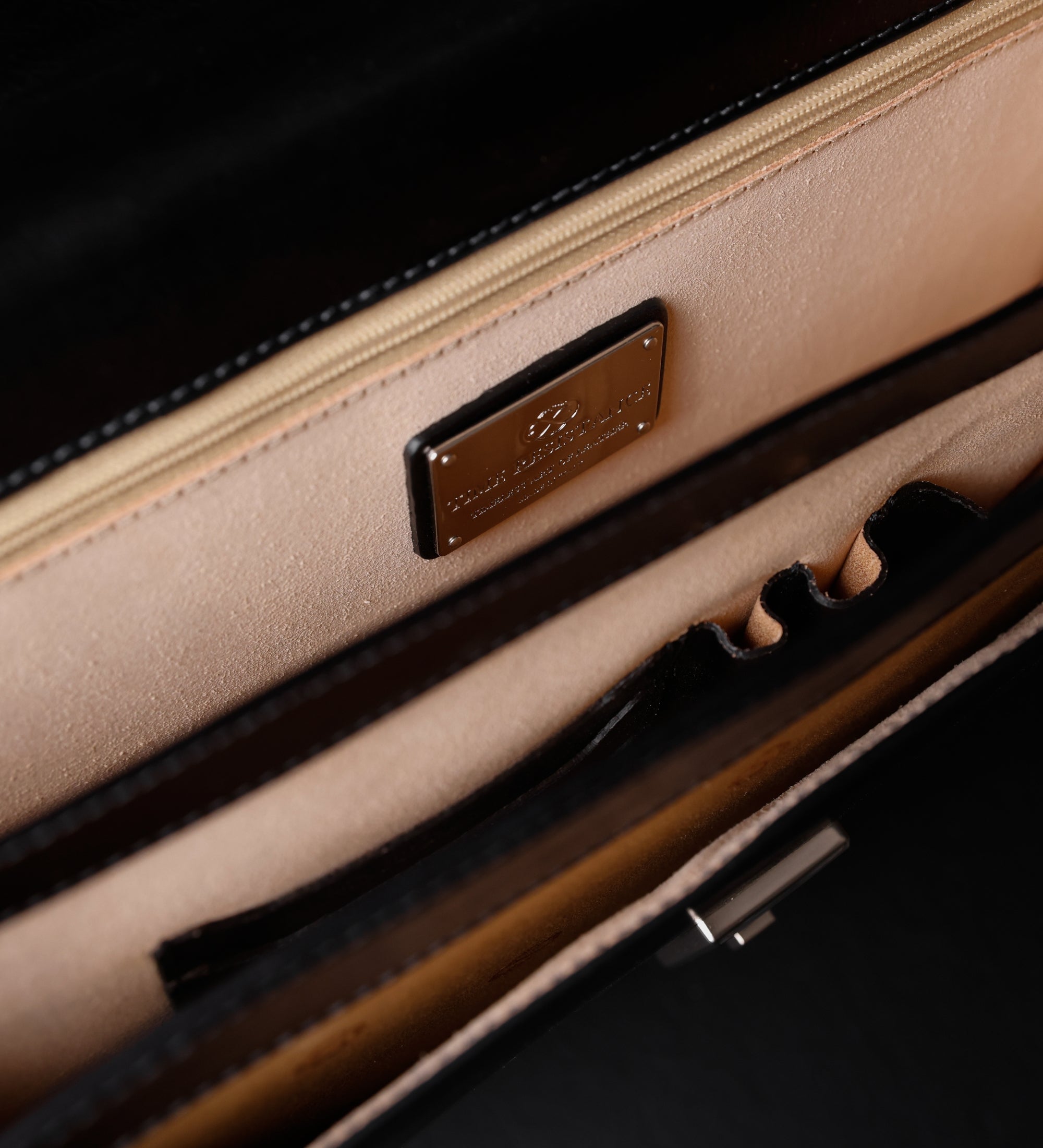 Grote leren aktetas - Invisible Man