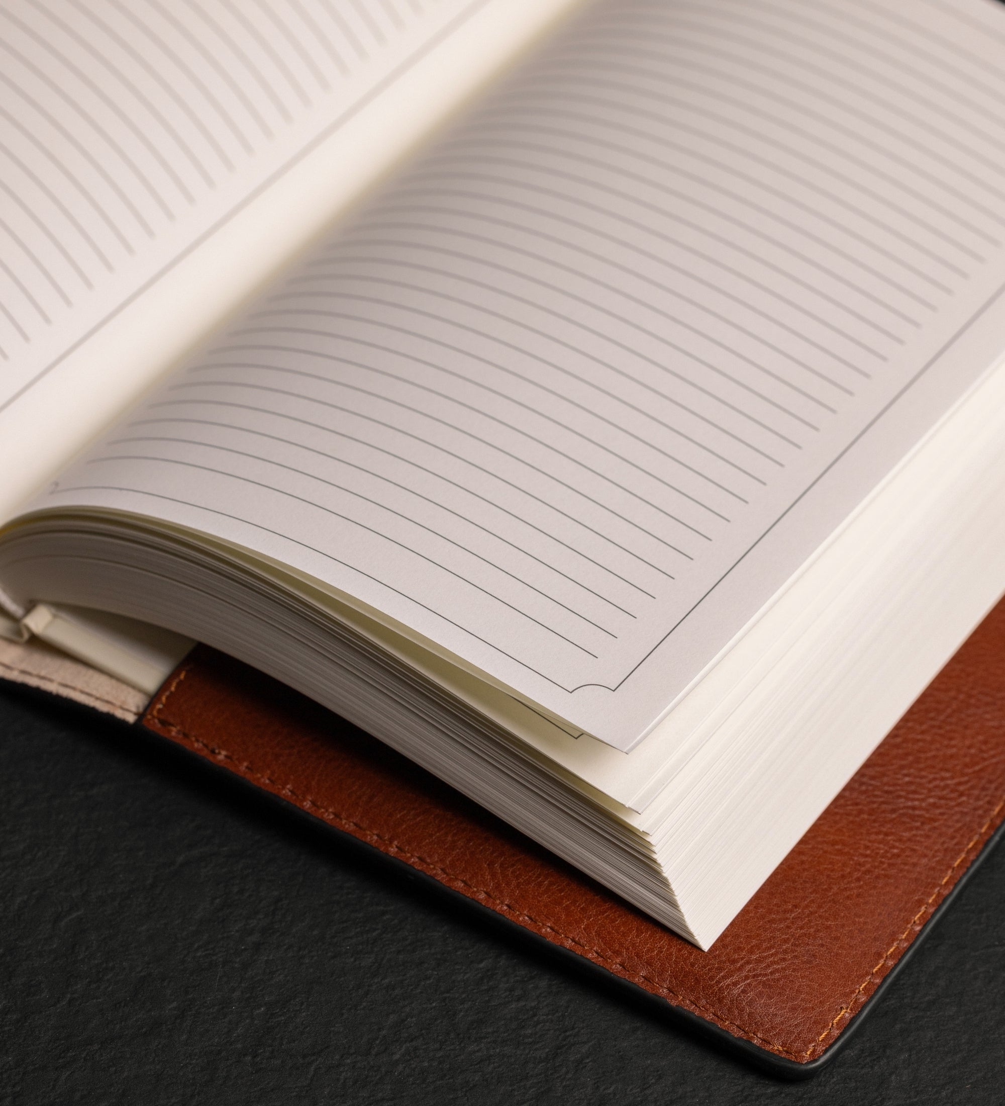 Leren notitieboek met navulbaar A5 notitieblok - The Diary of a Nobody