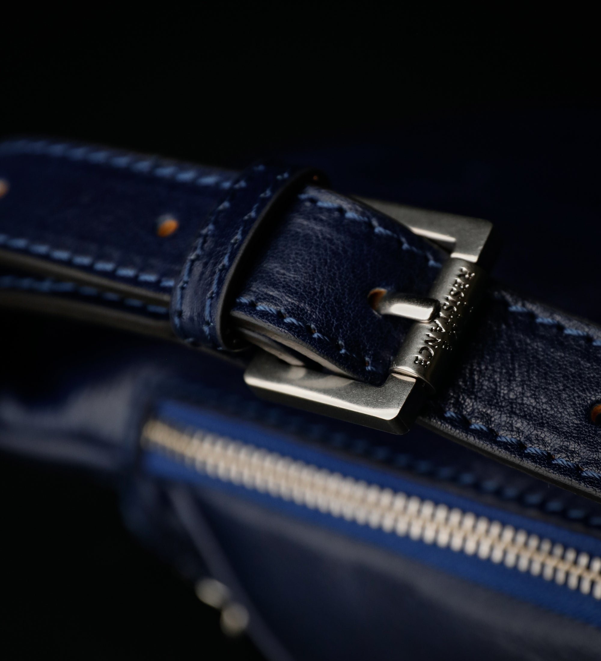 Leren sling bag heuptas voor dames - Independent People