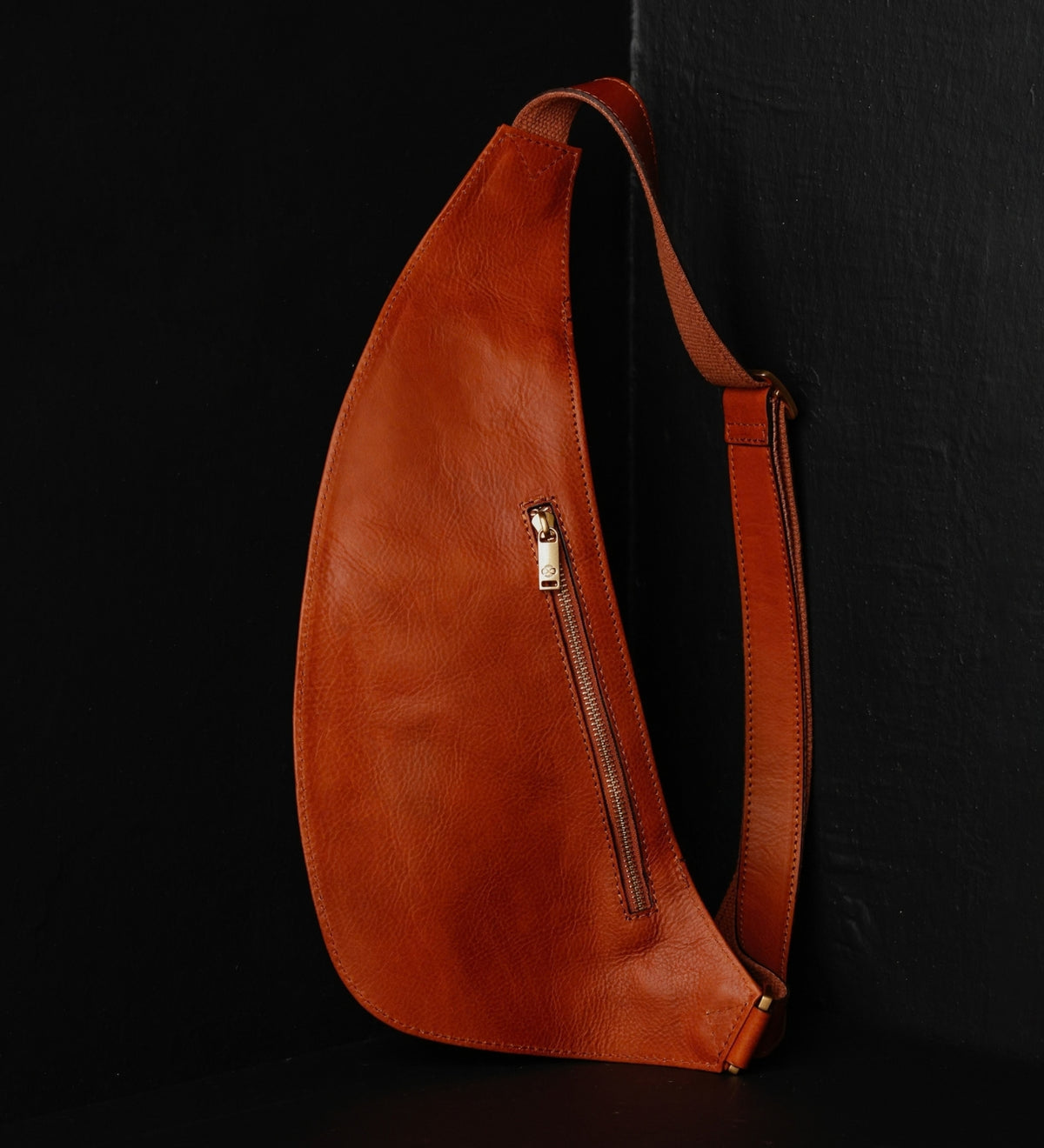 Leren sling bag crossbodytas - The Monk