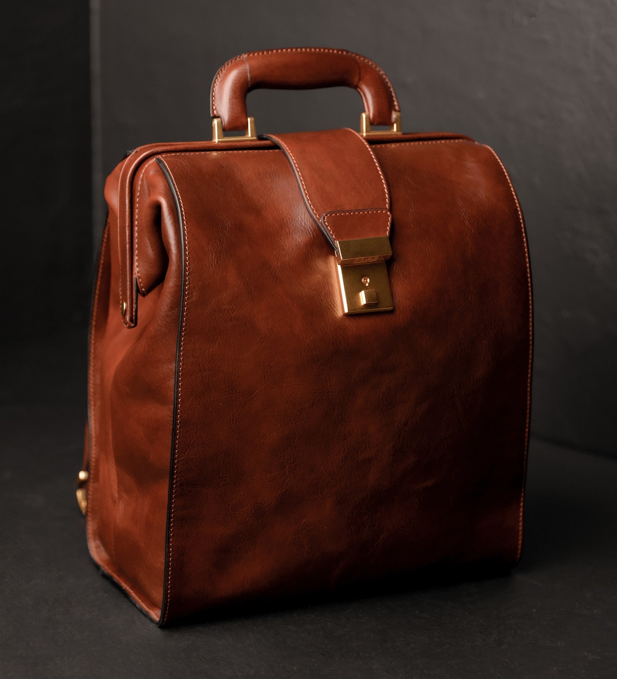 Leren rugtas - A Brief Story of Time