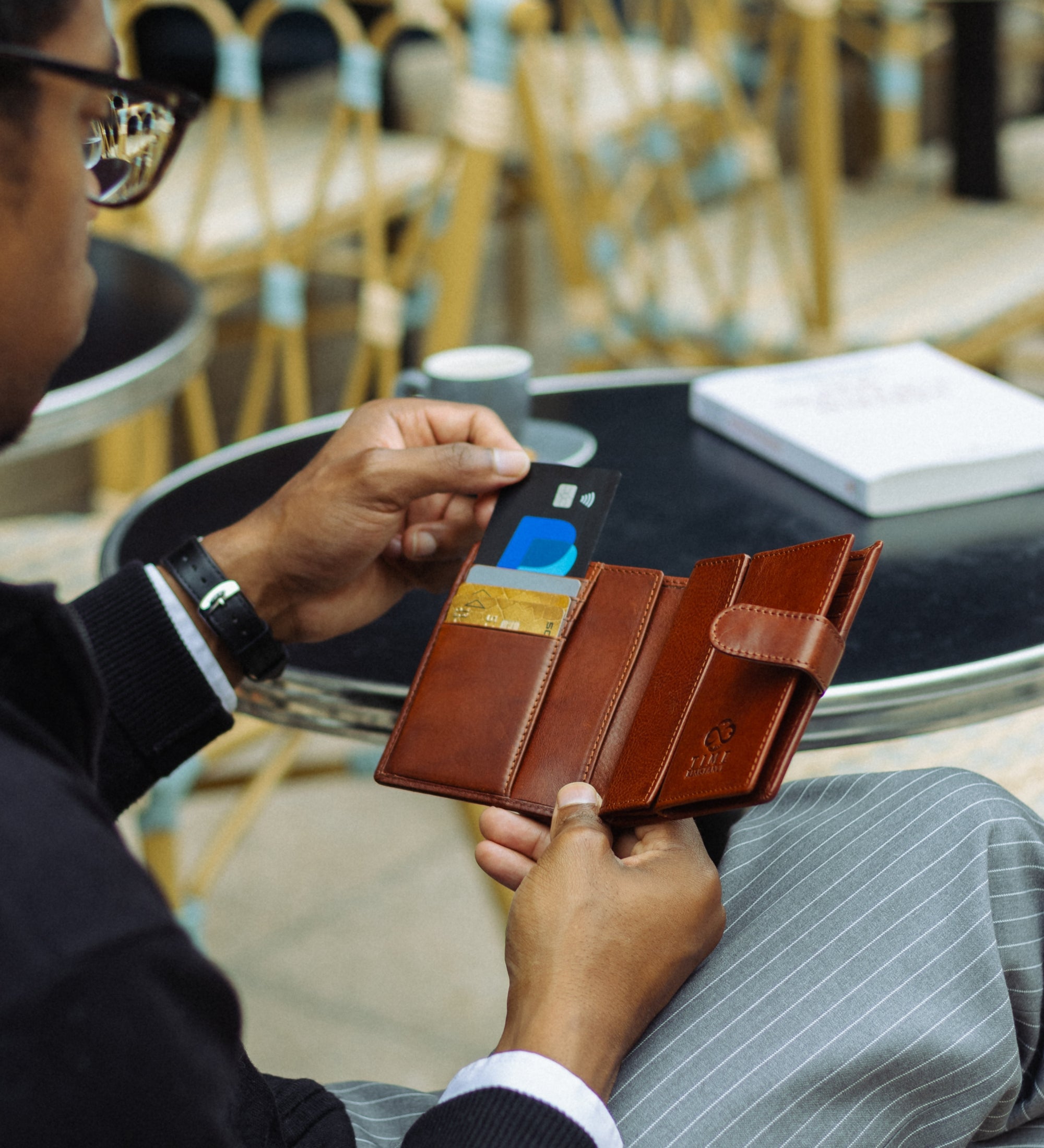 Leren bifold portemonnee met drukknoop - Ironweed