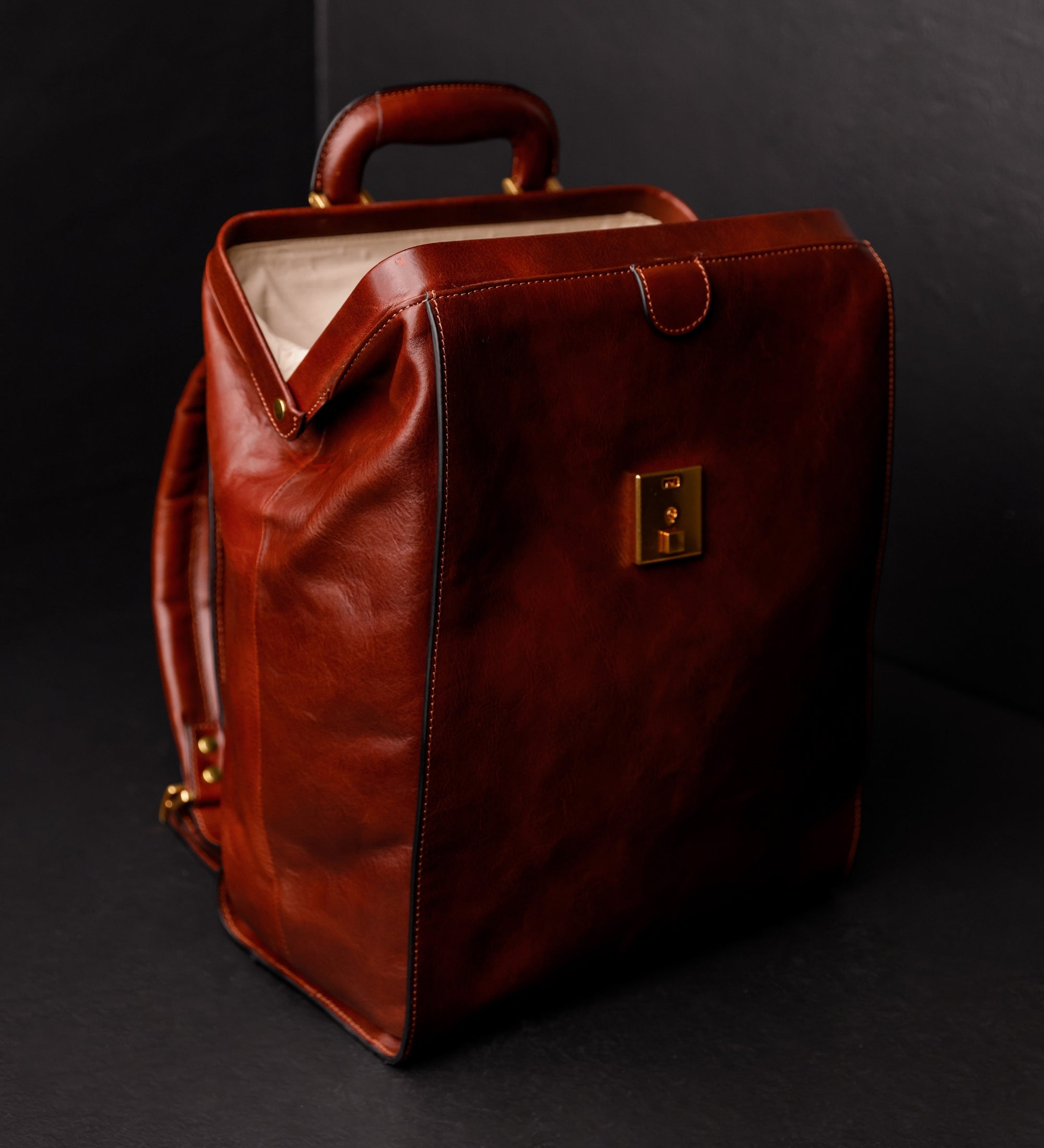 Leren rugtas - A Brief Story of Time