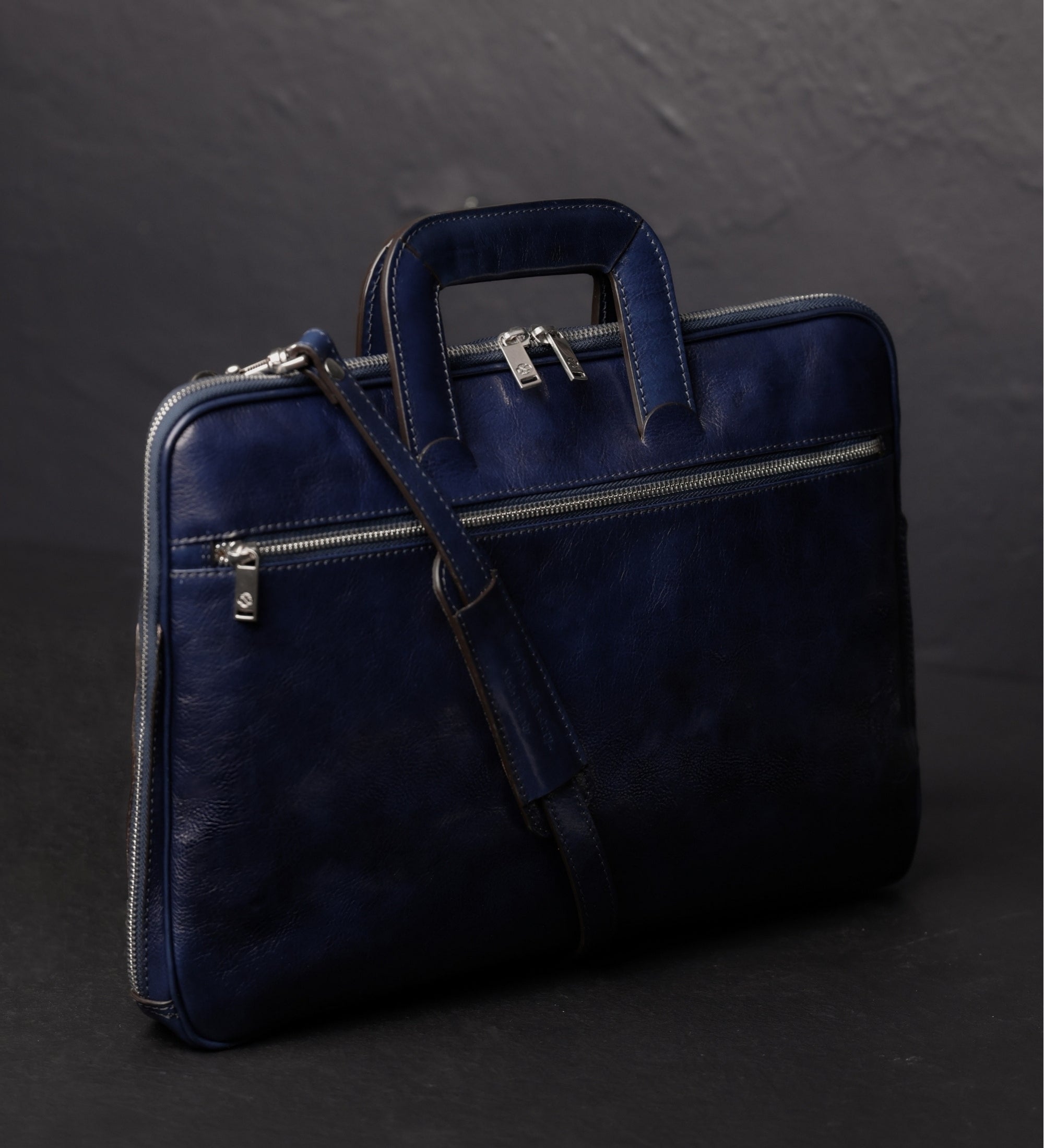 Leren aktetas laptoptas - Brave New World