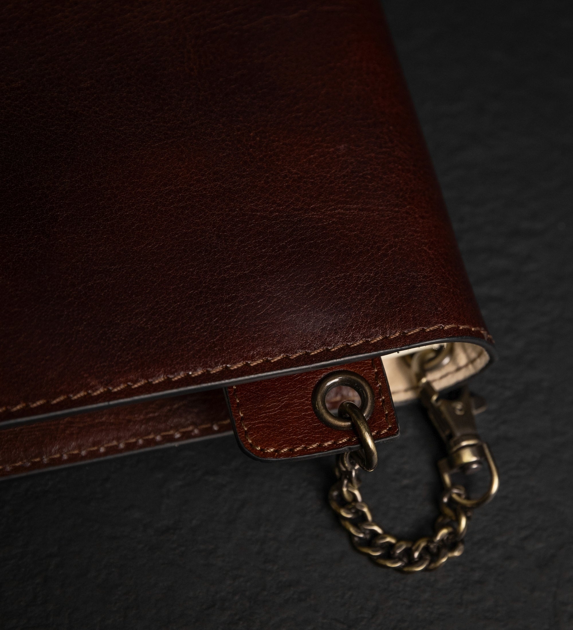 Leren notitieboek met navulbaar A5 notitieblok voor dames - The Diary of a Nobody